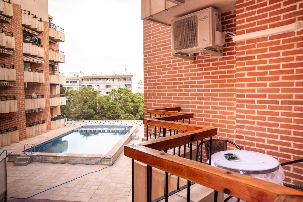 Holiday Studio Jardin Playa Torrevieja Kültér fotó