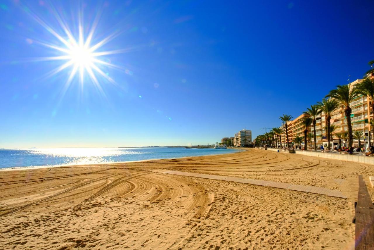 Holiday Studio Jardin Playa Torrevieja Kültér fotó
