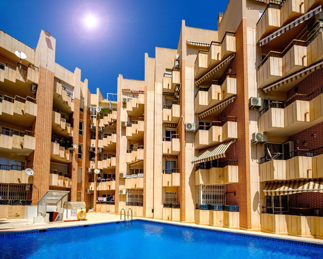 Holiday Studio Jardin Playa Torrevieja Kültér fotó